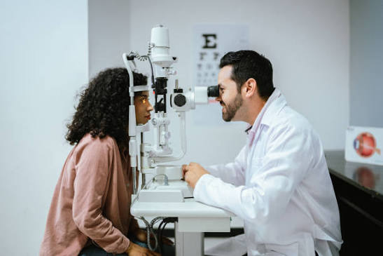Best Eye Specialist for Eye Checkup in Chembur